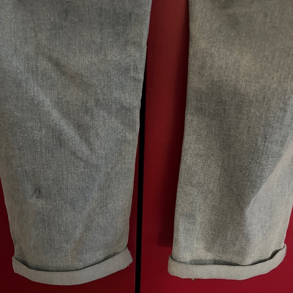 Santana Mid Rise Capris - NWT - Picture 8 of 11